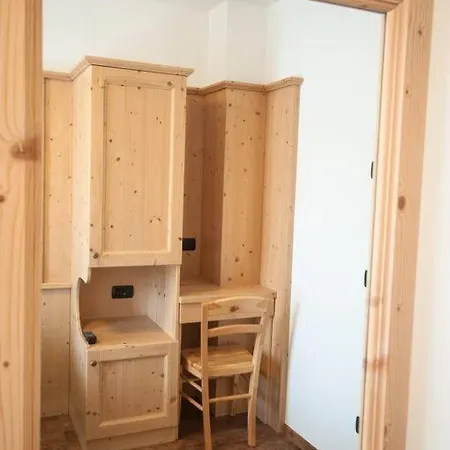 Bed & Breakfast Ledro Mezzolago