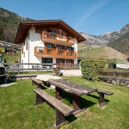 Bed & Breakfast Ledro Mezzolago